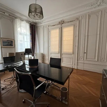 La Du Consulat - Particulier - Ascenseur - Piscine - Bordéus