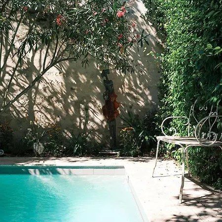 La Du Consulat - Particulier - Ascenseur - Piscine - *